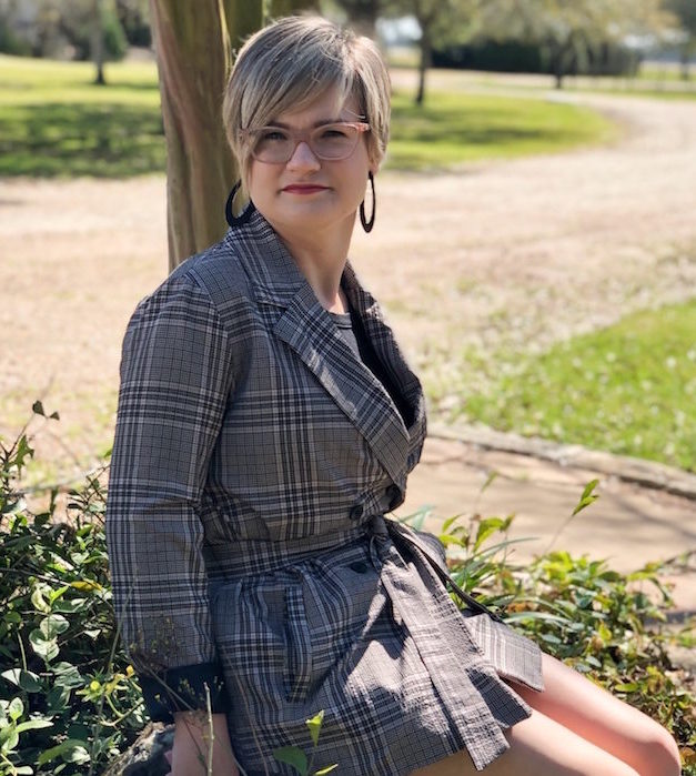 About Me - A Pinch of Style, A Dash of Life